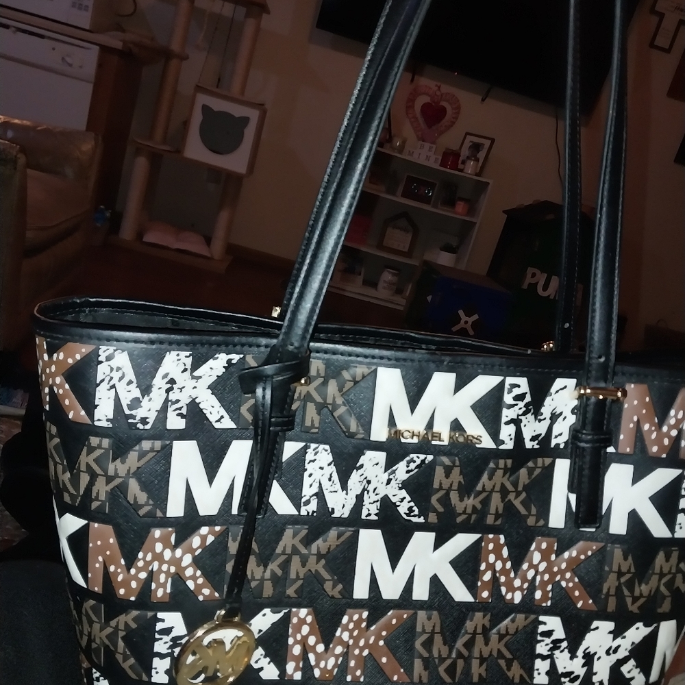 Micheal Kors large bag black